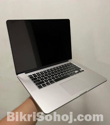 Apple Macbook Pro (2013) A1398 15' RAM16 SSD 256 Core i7